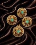 Stud pandant set