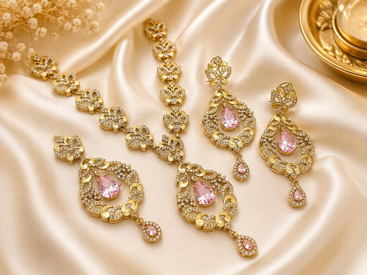 Fine Quality Necklace Set